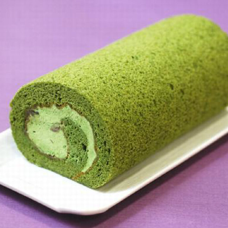 matcha-roll-cake