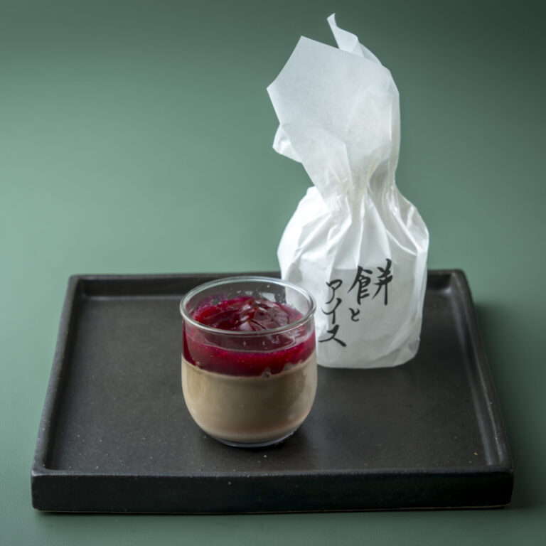mochi-ice-houjicha