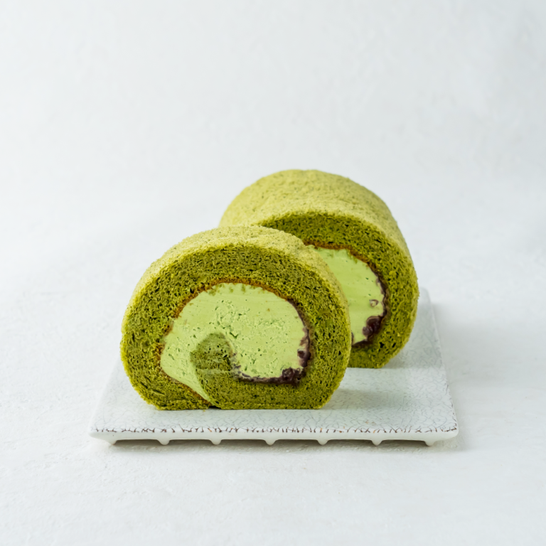 matcha-roll-cake