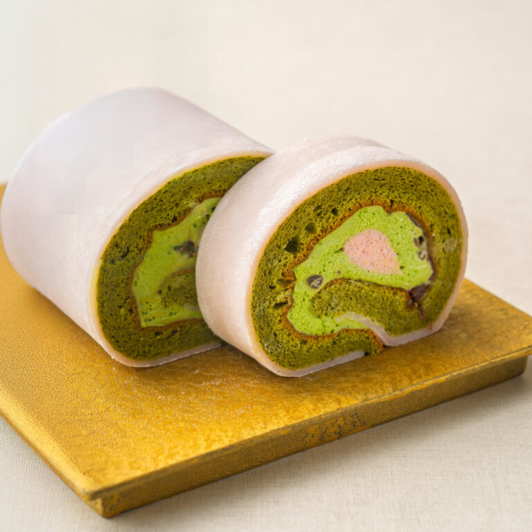 sakura-rollhalf-cake